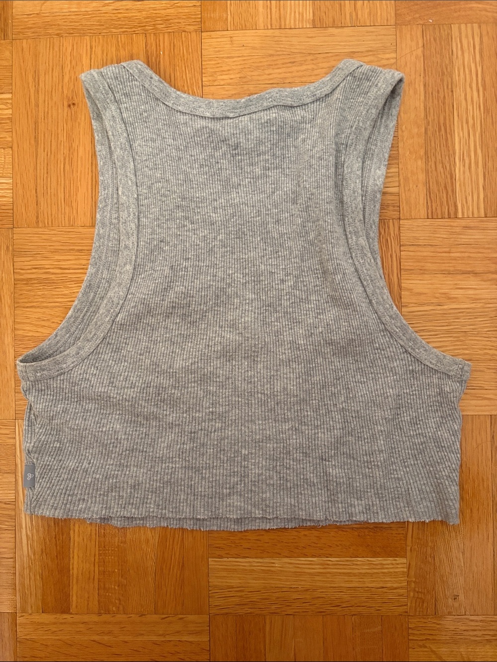 TNA Light Gray Ribbed Cropped Tank - Picture 4 of 4